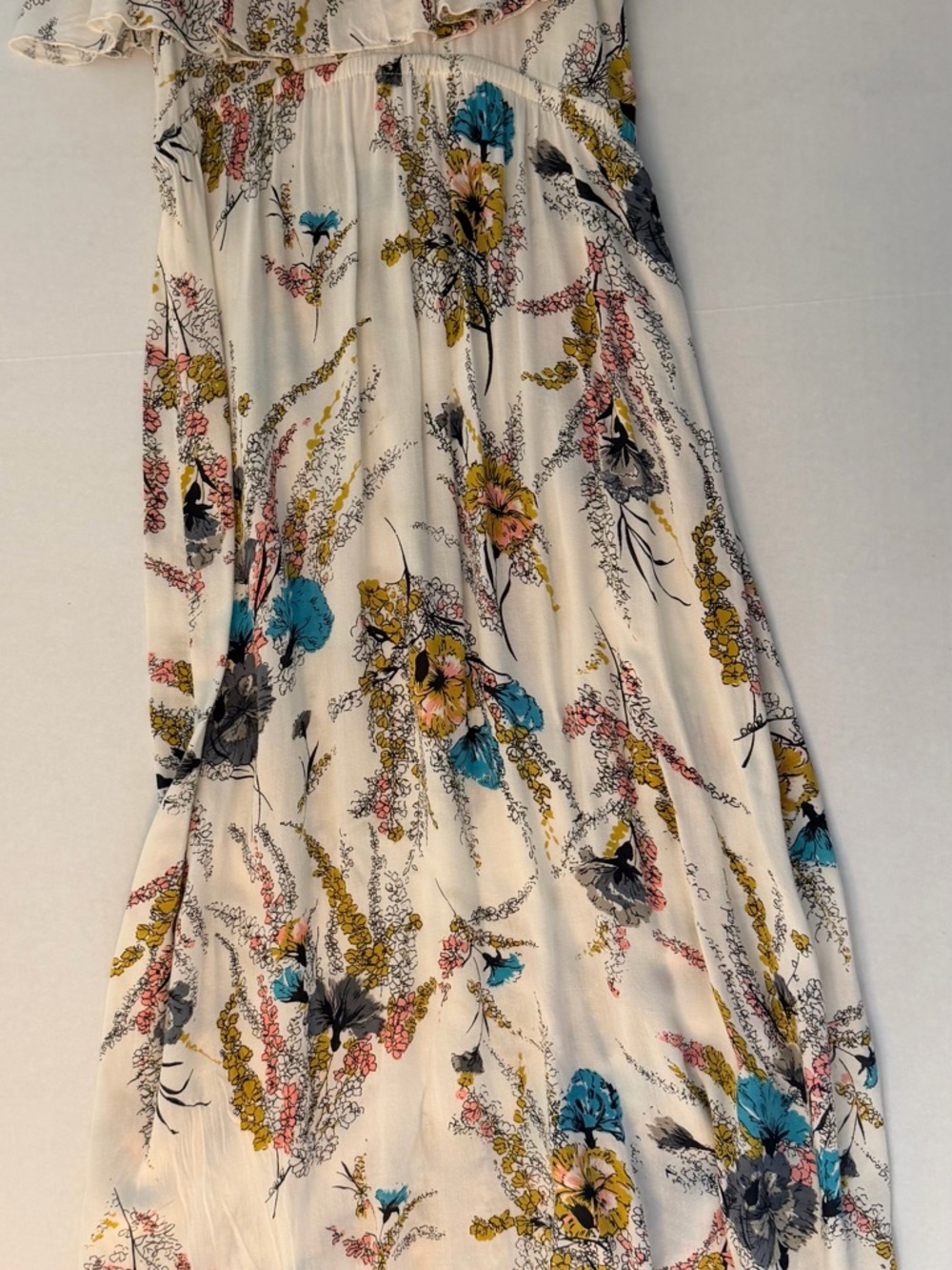 Mimi Chica Floral Pink, Blue, and Yellow Blooms Strappy Flowy Boho Midi Small - Picture 10 of 12